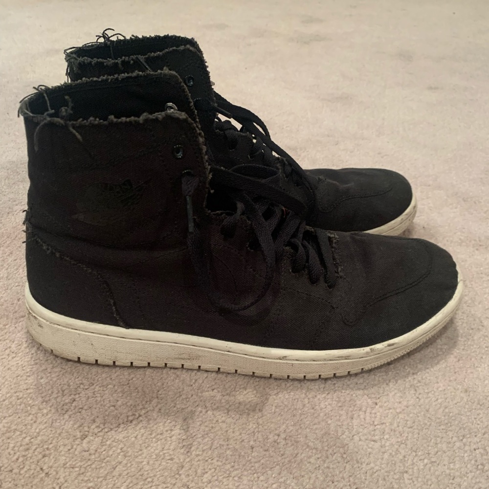 Air Jordan 1s